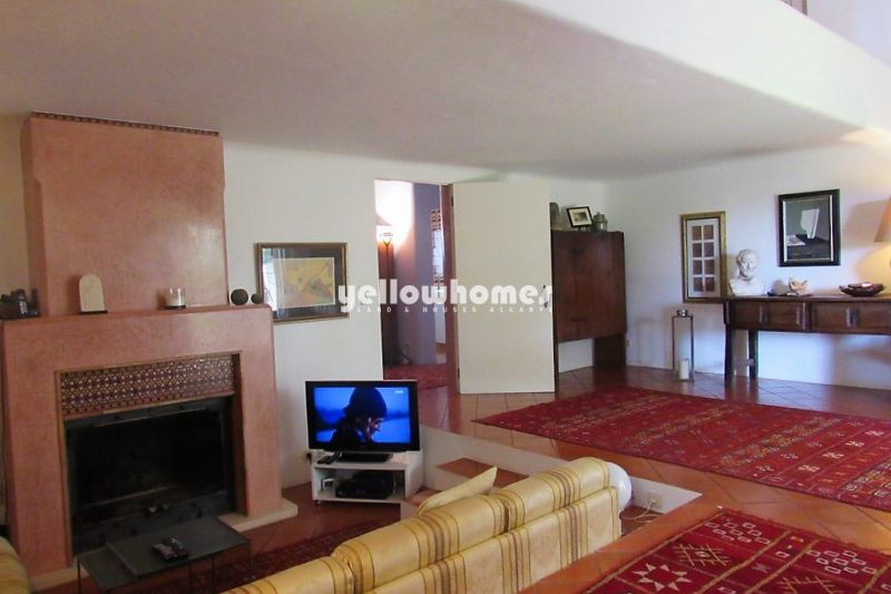 Moradia V3 encantadora com anexo e piscina privada perto da Guia